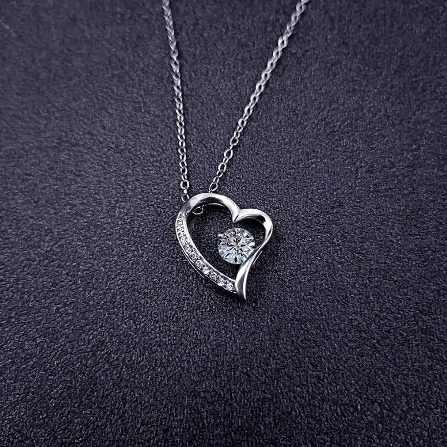 Collar Corazón de Acero Inoxidable con Caja LED de Madera y Mensaje Emotivo